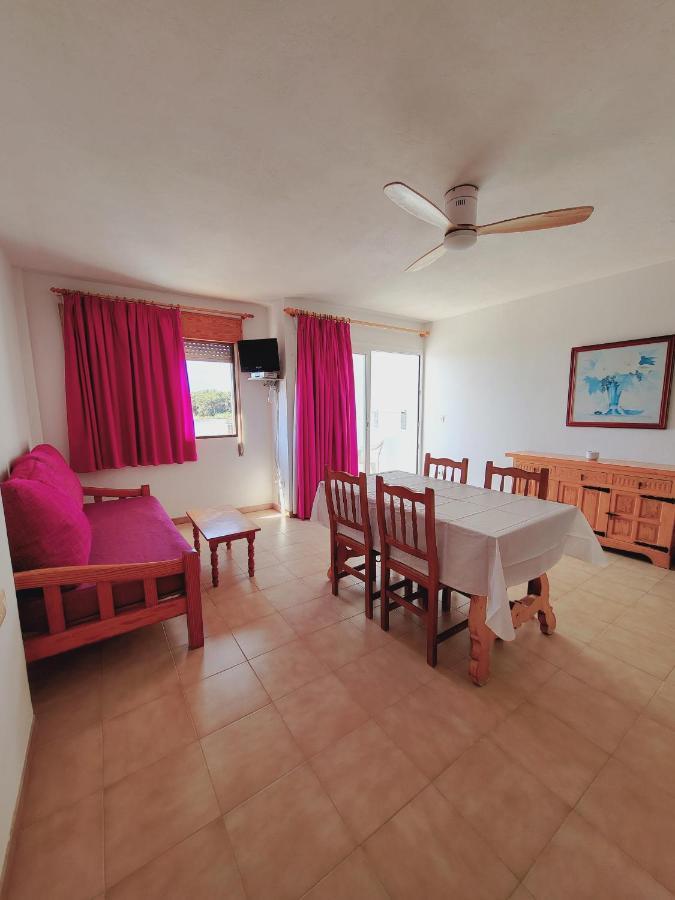 Apartamentos Mar Bella Es Cana Esterno foto